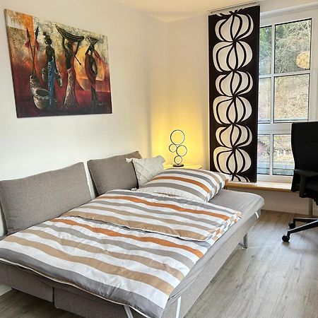Grosszuegiges Helles Penthouse -Komplette Etage- Mit Balkon Und Stellplatz In Ruhiger Lage Kulmbach Kültér fotó